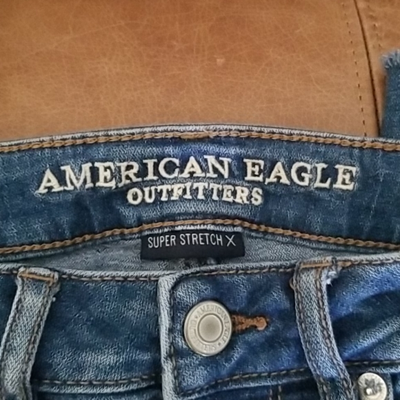 EUC- American Eagle Outfitters button fly jeans - Picture 3 of 7